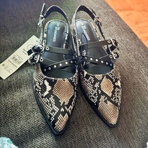 Hush Puppies Black and Tan Strappy Heels